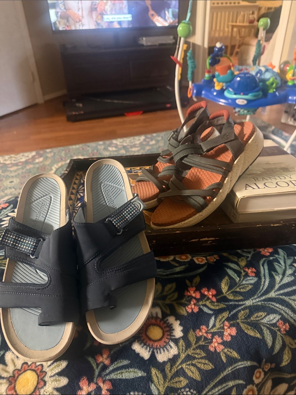 Baretraps Gracee Rebound Strappy Sandals Charcoal Grey Women's Size 8